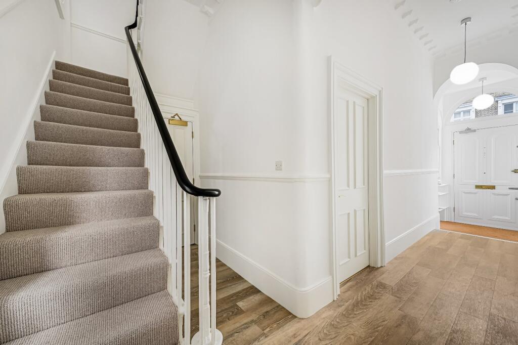 House in London, Tachbrook Estate, Pimlico - View 4