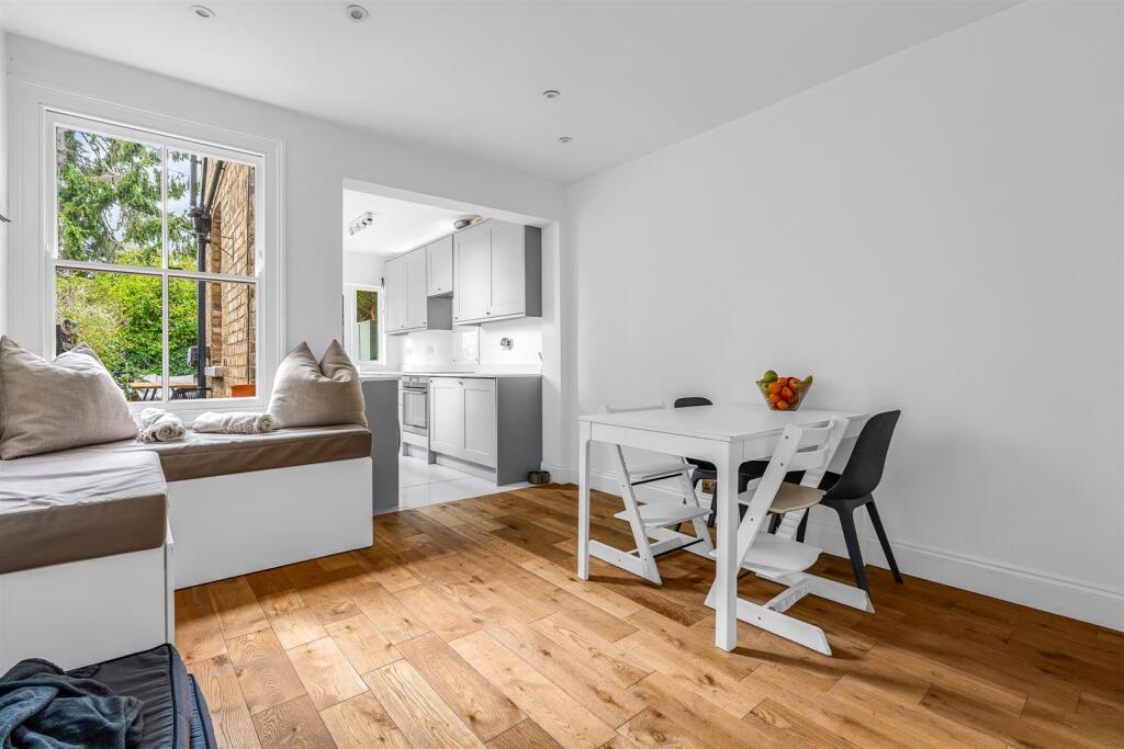 House in Stevenage - More