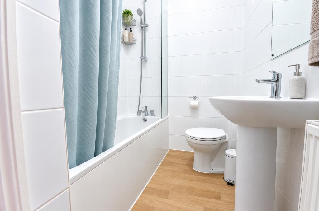 Apartment in London - View 5