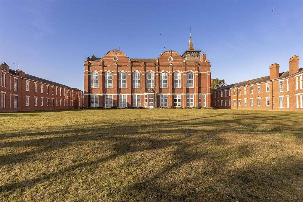 Main image of property: Beningfield Drive, London Colney, St. Albans