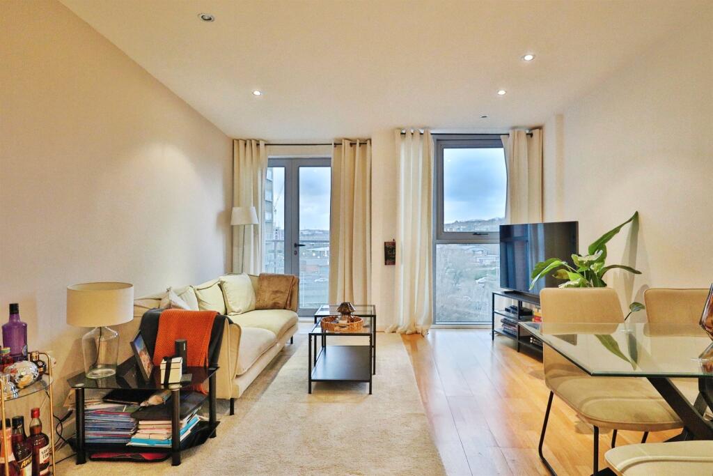 Main image of property: Gotts Road, Leeds