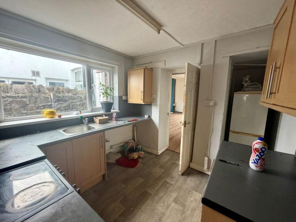 House in Caerphilly, Bryncenydd, St Martins - More