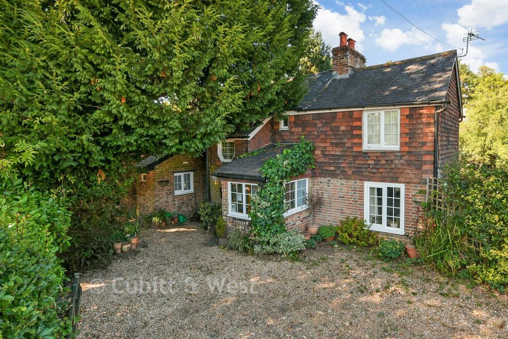4-bed house on Ifield Street, Ifield, Crawley, West Sussex, £429,500