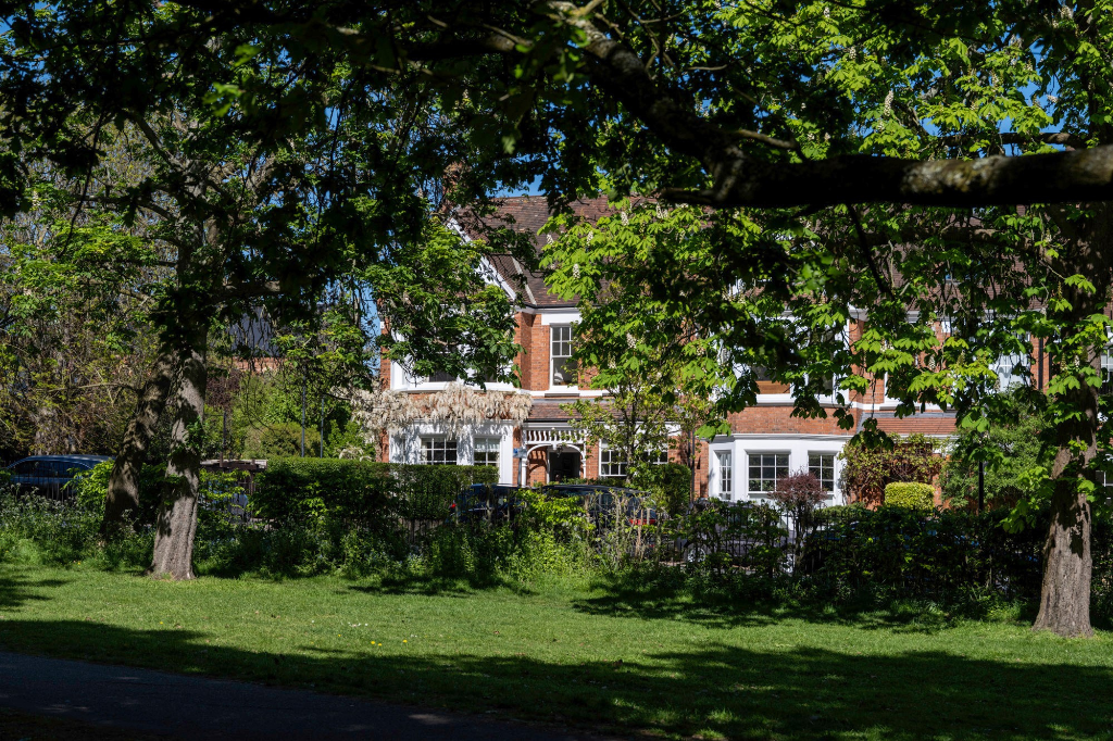 Main image of property: Kingswood Avenue, London, NW6