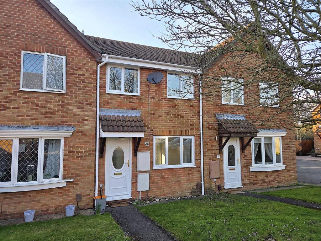 2-bed terraced on Pennycress, Locks Heath, £265,000