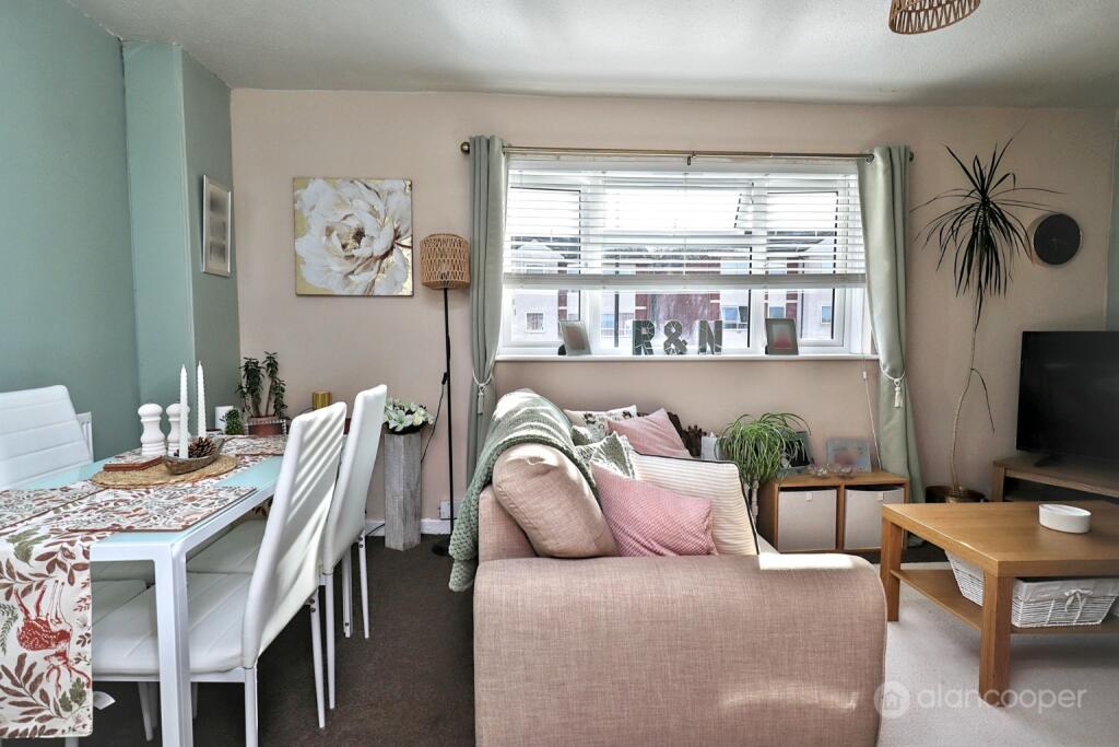 Apartment in Nuneaton and Bedworth, Abbey Green - View 3