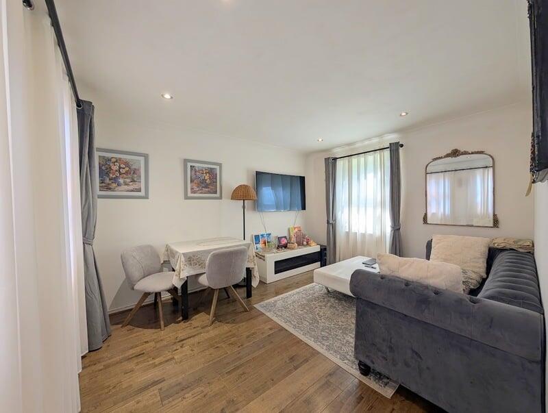 Kilross Road, Feltham, TW14 photo 3