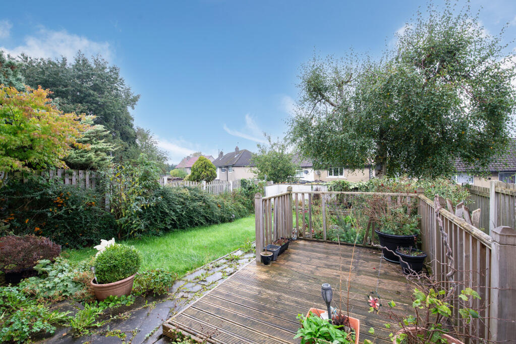 March Cote Lane, Cottingley, Bingley, West Yorkshire, BD16 photo 4
