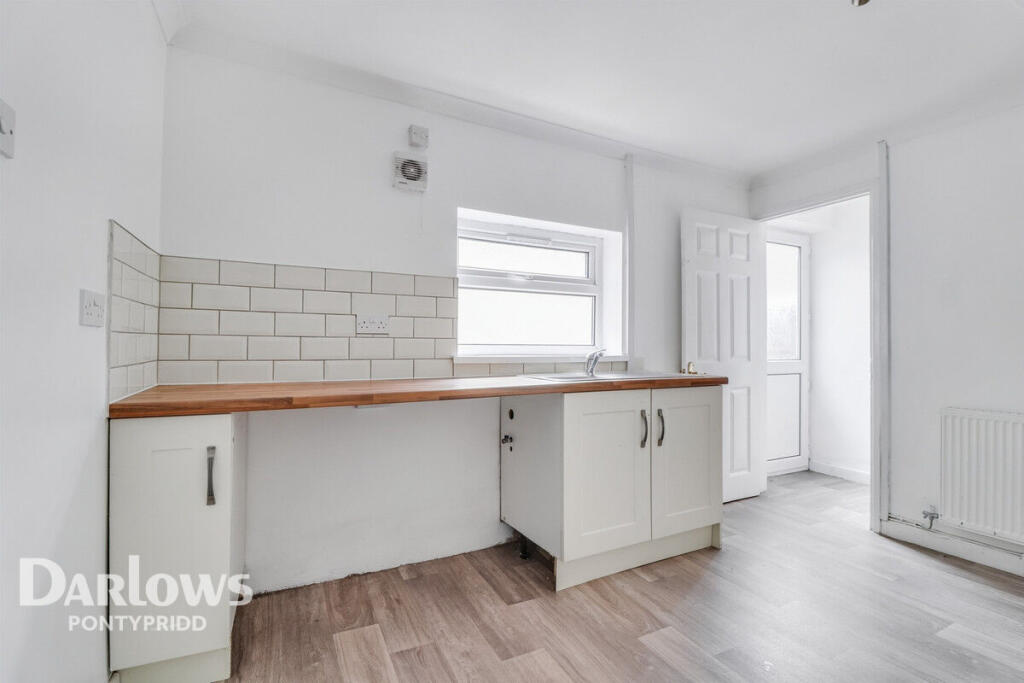 3-bed terraced on Phillip Street, Mountain Ash, £110,000