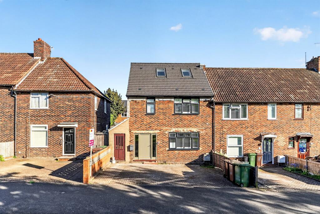 Main image of property: Love Lane, Morden