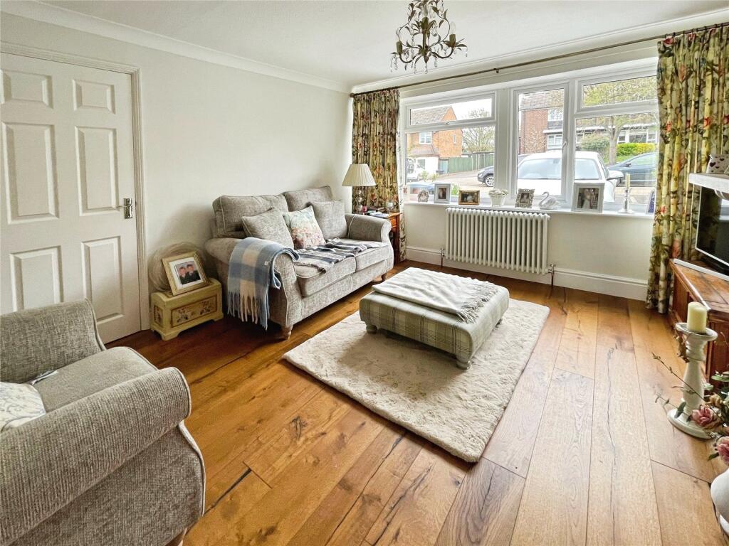 Elmbridge, Old Harlow, Essex, CM17 photo 4