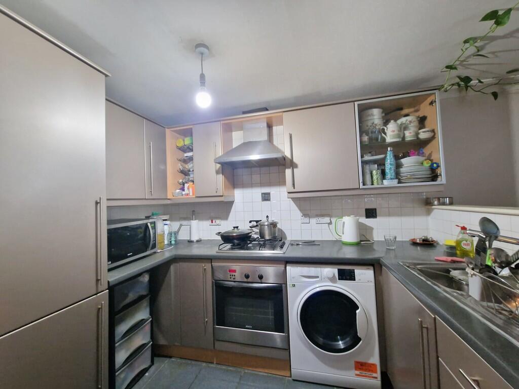 Apartment in London - View 4