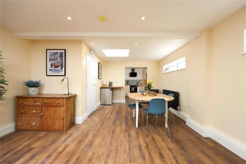 House in Filton, Northville - View 2