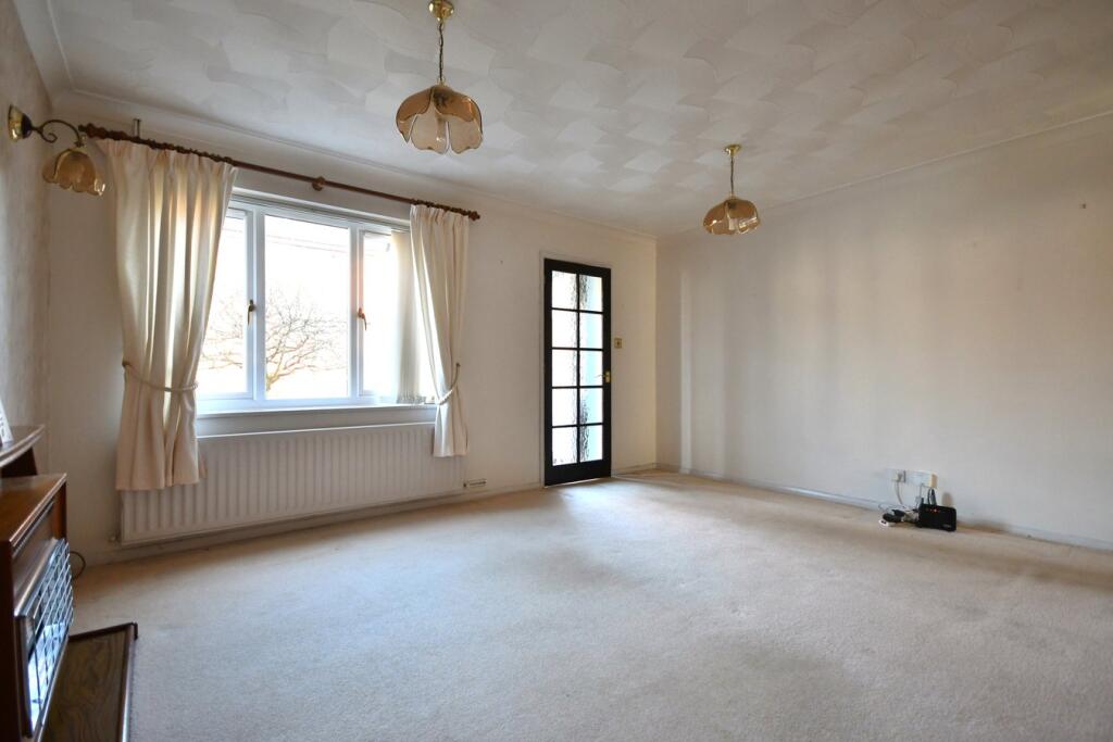 Pingles Road, North Wootton, King's Lynn, PE30 photo 4