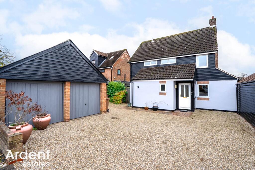 Main image of property: Highfields Mead, East Hanningfield
