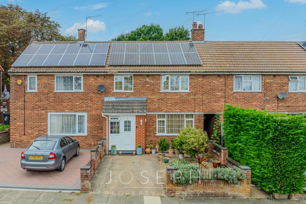 Main image of property: Coltsfoot Road, Ipswich, IP2