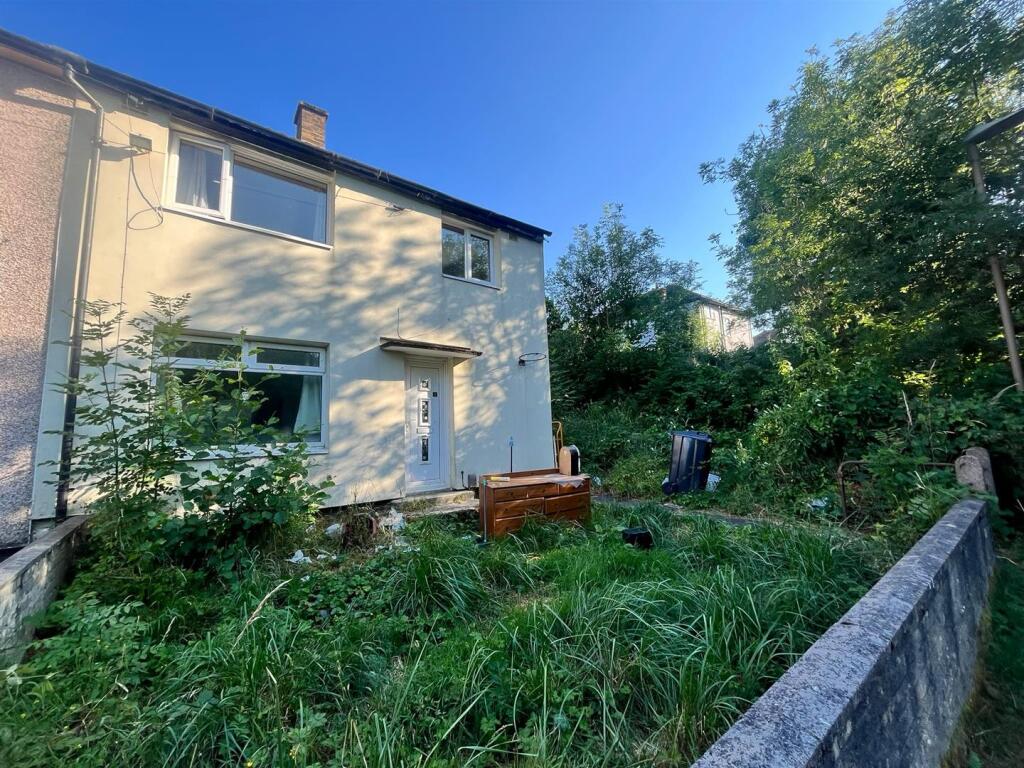 Main image of property: Eastlands, Huddersfield