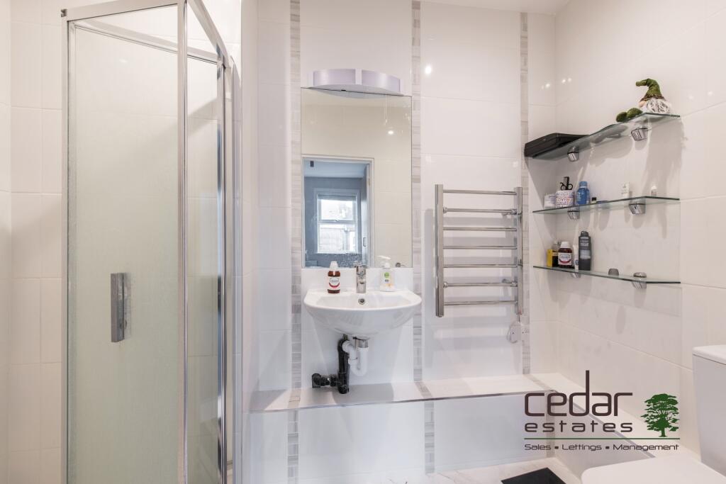 3 bedroom flat for rent