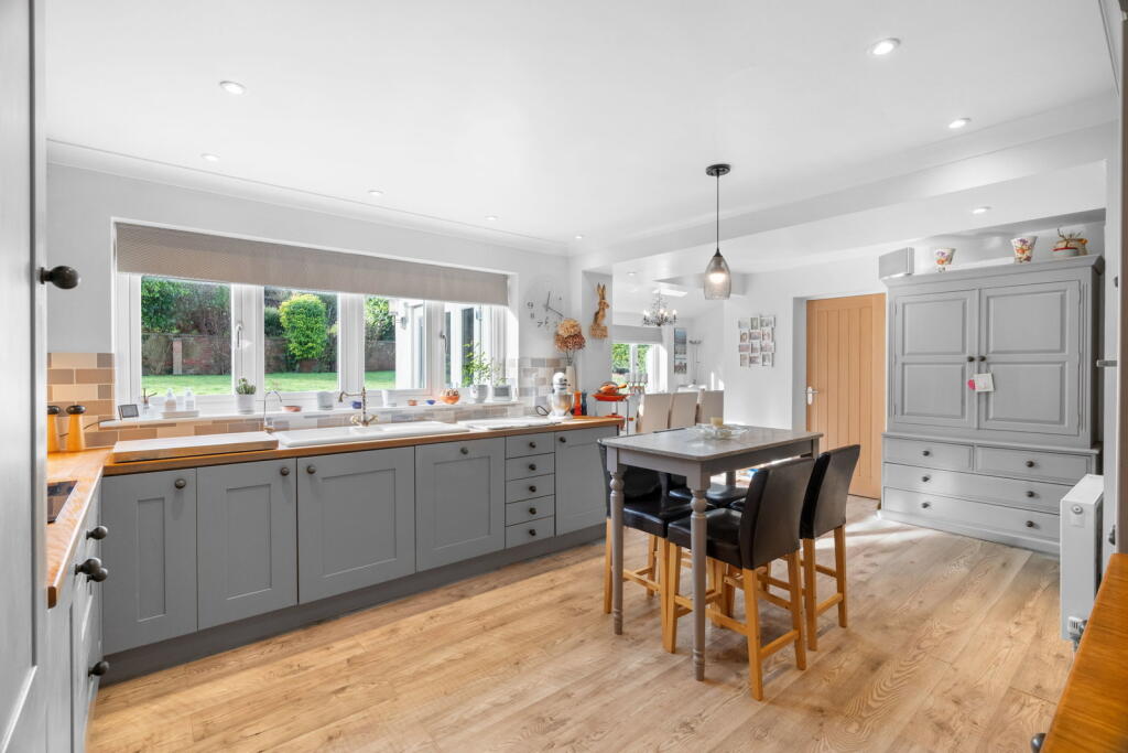 House in Uttlesford, Littlebury - View 3