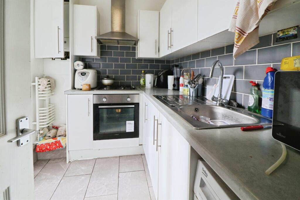 House in Cardiff, Caerau - View 3