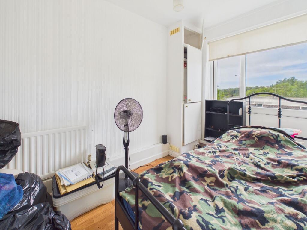 Apartment in Barry, Vale of Glamorgan - More