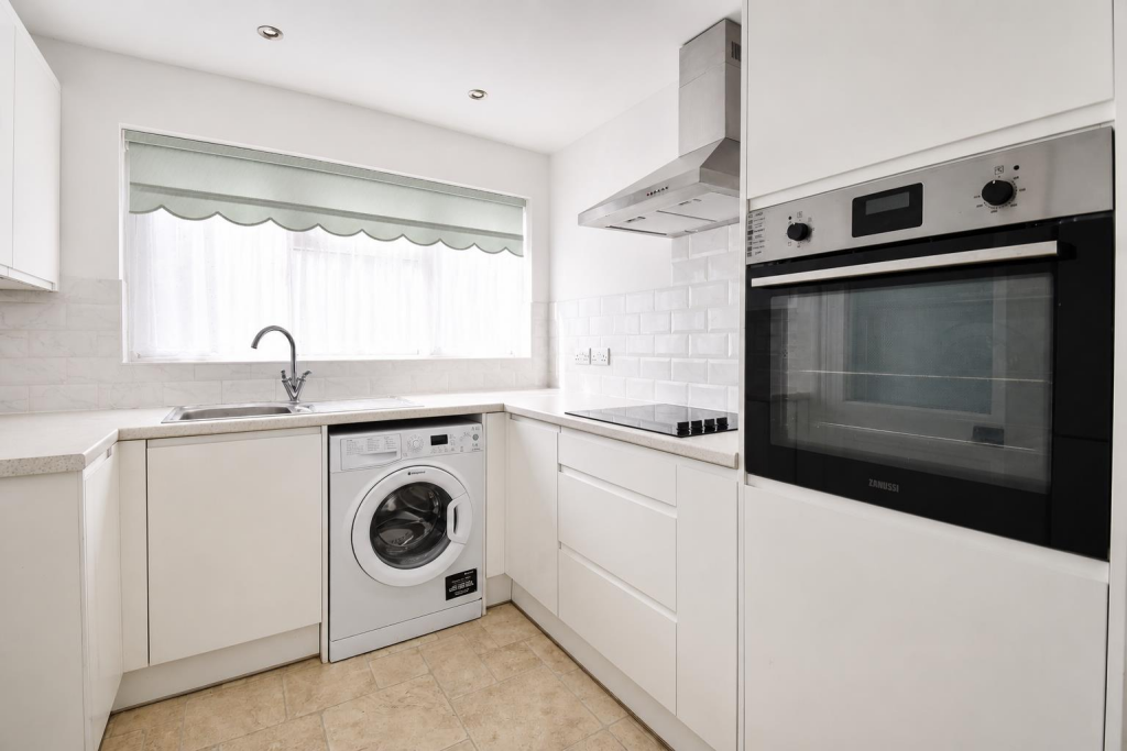 House in Portbury, North Somerset - More