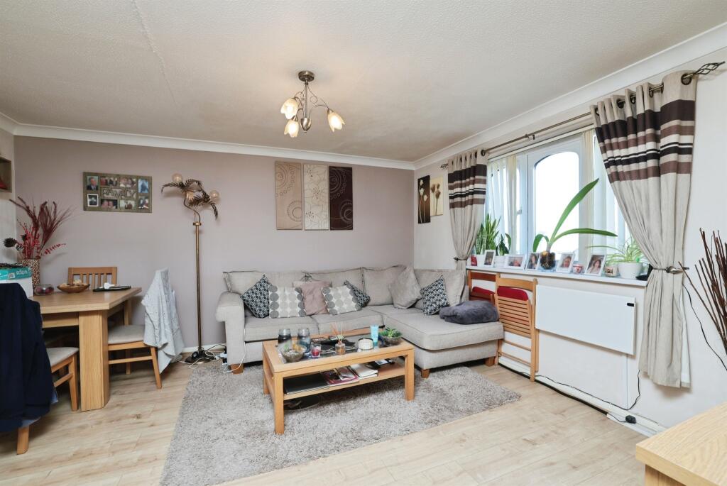 Main image of property: Chiswell Court, Watford