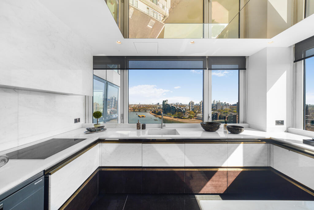 The Belvedere, Chelsea Harbour, SW10 photo 4