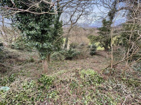 Plot, Ballacraine