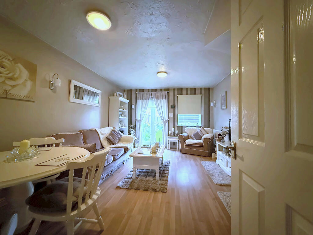 House in London - View 5