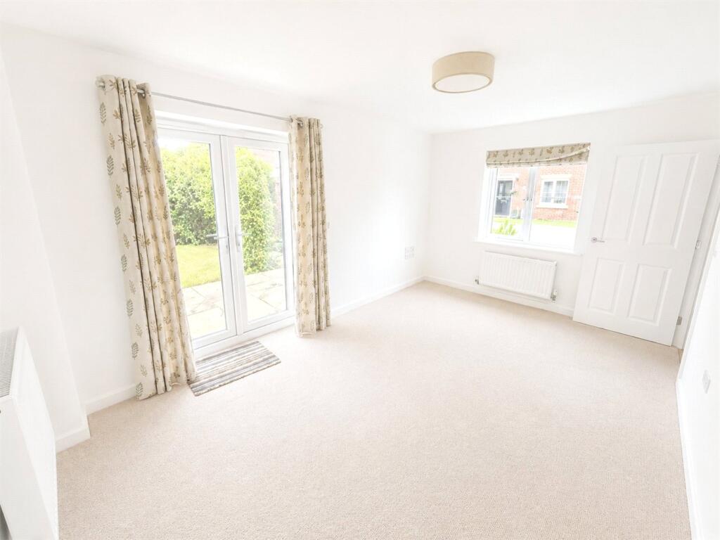 Plumpton Chase, Bourne, Lincolnshire, PE10 photo 4