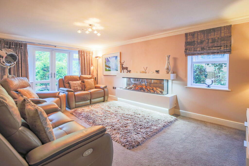 Kirklevington Grange, Yarm, TS15 9LL photo 2