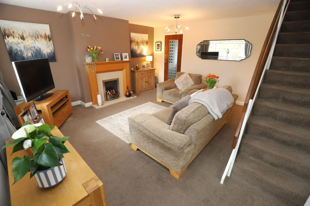 Laburnum Court, Tottington, Bury, BL8 3NB photo 2