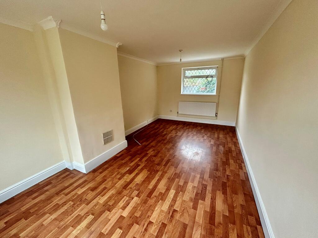 House in Southampton - View 5