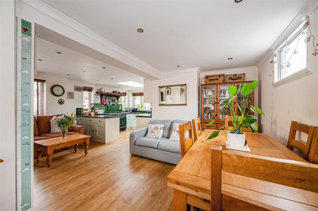 House in Winchester, Denmead - View 5