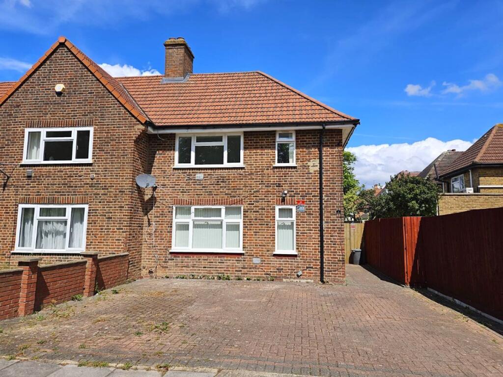 Main image of property: Queenswood Avenue, Hounslow