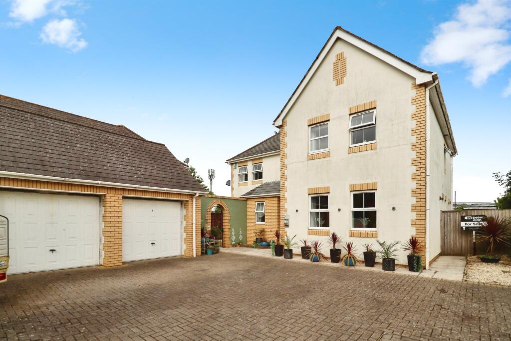 Main image of property: Cwrt St. Cyres, Penarth
