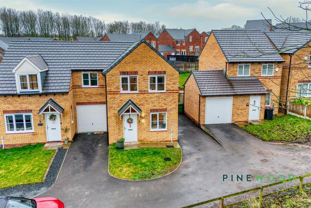 Main image of property: Rosewood Avenue, Bolsover, Chesterfield, Derbyshire, S44