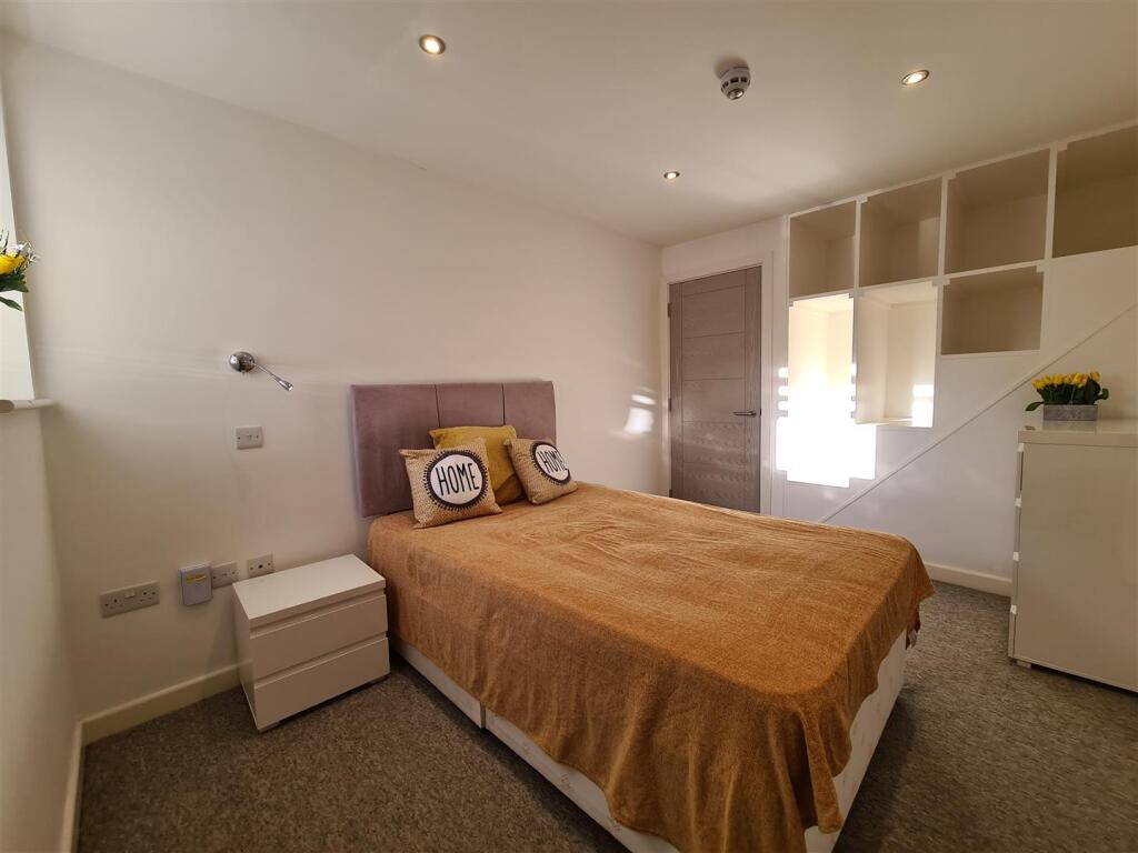 Main image of property: Room 3, 294C Mill Road, Cambridge