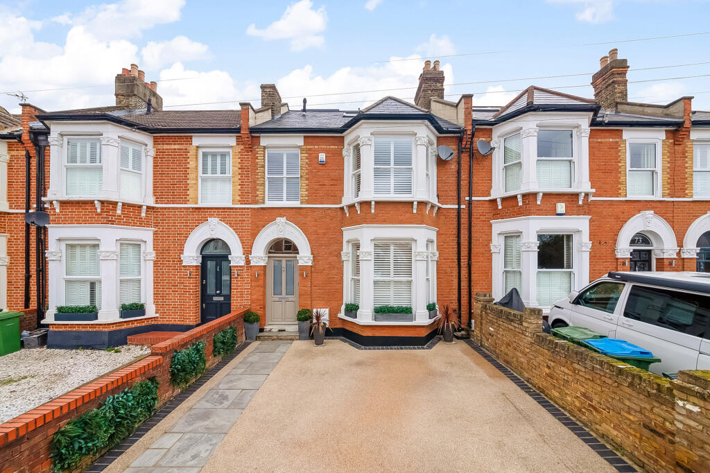 Main image of property: Earlshall Road, London, SE9