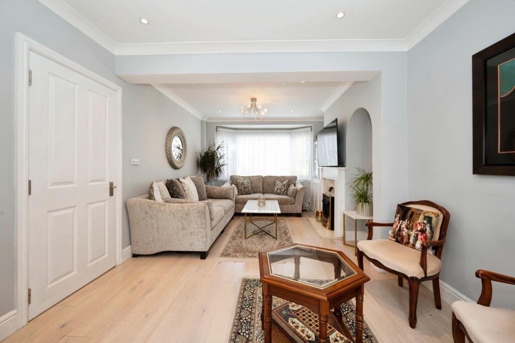 House in London - View 5