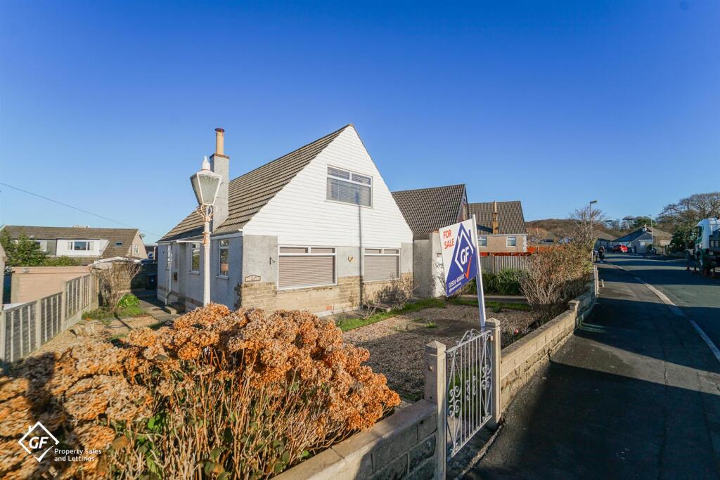 4-bed detached on Sunnybank Road, Bolton Le Sands, Carnforth, £250,000