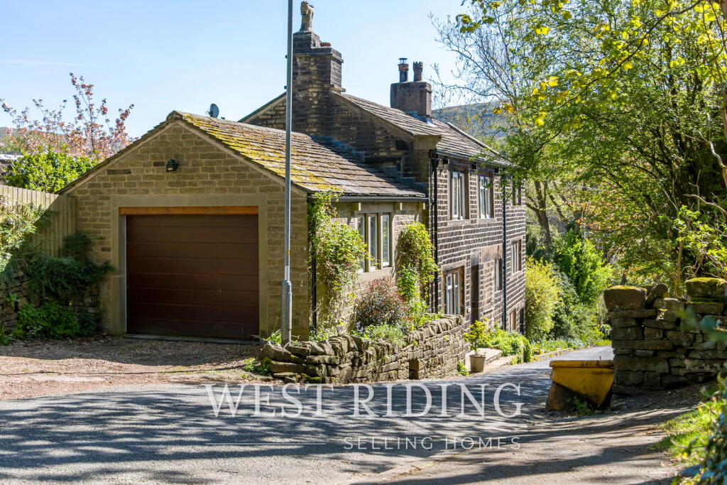 Main image of property: Spurn Lane, Diggle, Saddleworth