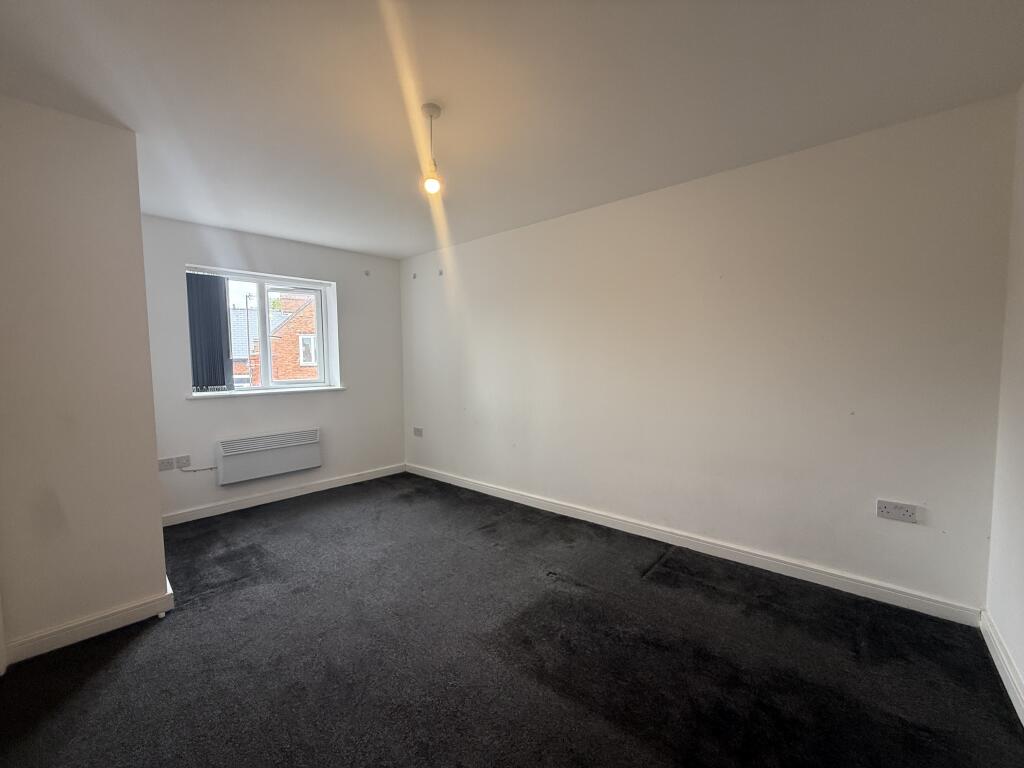 Apartment in Wolverhampton - View 4