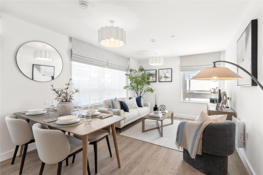Apartment in Stevenage, Hertfordshire - View 3