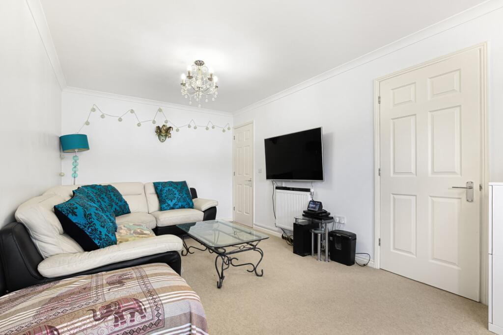 Davy Place, Bracknell photo 3