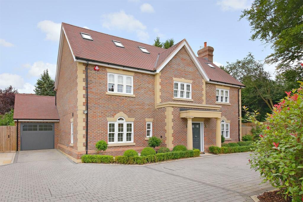 Main image of property: Spencer Close, Radlett