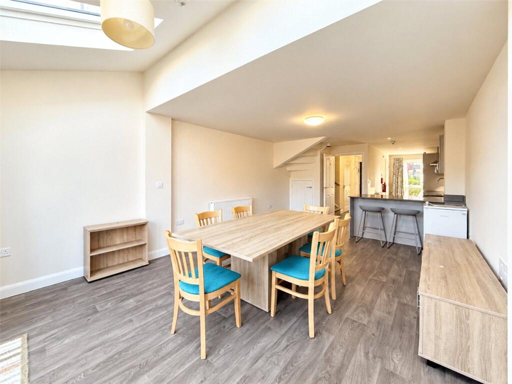 House in Cambridge - View 5
