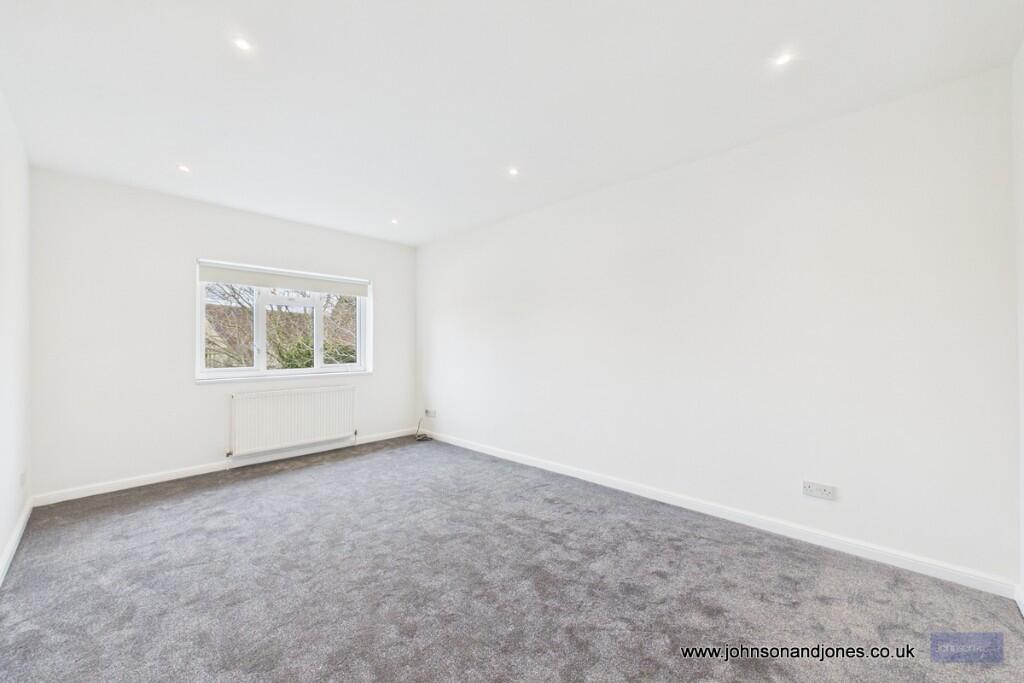 Main image of property: Lyndale Court, West Byfleet, Surrey, KT14