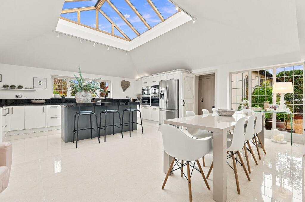 House in Chelmsford - More